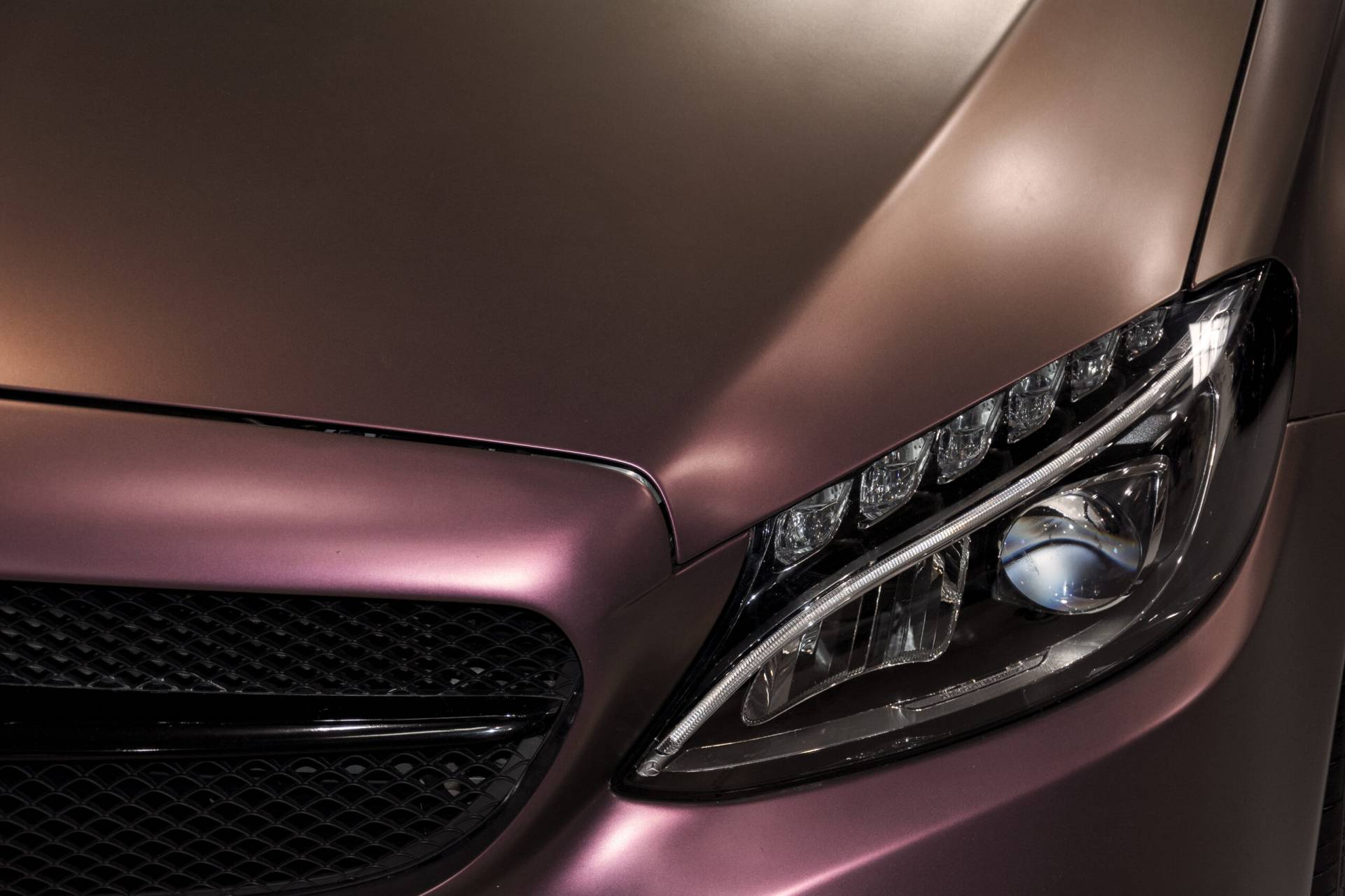 Top 10 Most Luxury EVs Top 10 Most Luxury EVs